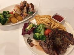 -WOLFGANG PUCK KITCHEN & BAR(迪士尼小镇店)