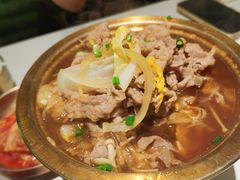 -沙胆彪炭炉牛杂煲(上海日月光广场店)