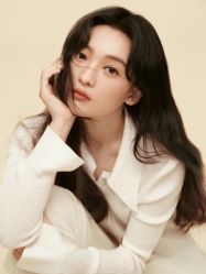 -喜爱高定婚纱摄影