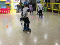 -阿布溜溜(同曦假日百货店)