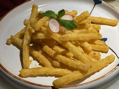咸蛋黄土豆条-桂满陇天书(南京德基旗舰店)