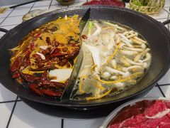 -扎起市井老火锅(乐山总店)