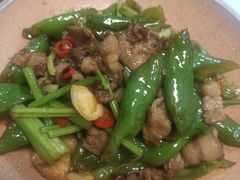 -关东小磨东北菜(上海长风大悦城店)