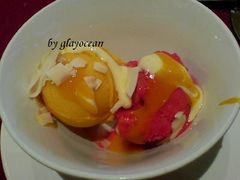 冰淇淋球&nbsp;x&nbsp;2-咖啡苑自助餐厅·中国大饭店