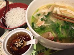 -老滇过桥米线(永安路店)