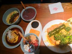 -芙蓉巷成都名小吃(大卫城店)
