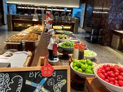 -广州天河体育中心美居酒店