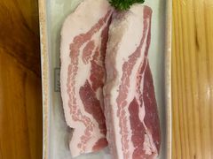 五花肉-喜来稀肉(北外滩白玉兰广场店)