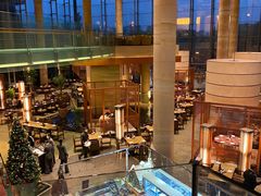 -松山湖凯悦酒店·Café自助餐厅·周末火舞秀表演