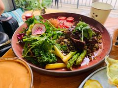 牛排藜麦沙拉-O'mills Sourdough Bakery&Bistro(永嘉路店)