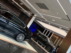 -上海宝宁宝马4S店