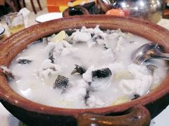 -品香菜馆(旗峰路中侨大厦店)