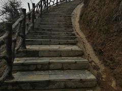-梅岭月亮湾山体公园