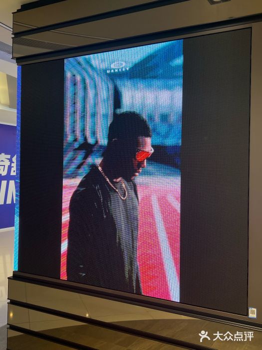 LensCrafters亮视点·OAKLEY精选(静安嘉里中心店)图片