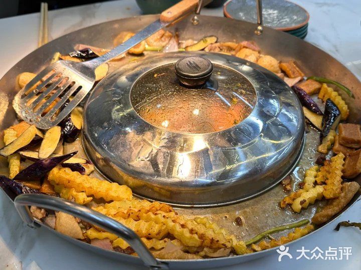 🔥 贵州烙锅天花板！一口封神 😍