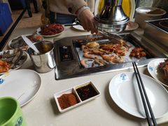 -爱客得牛排海鲜烤肉·火锅自助(春熙路黑金好店)