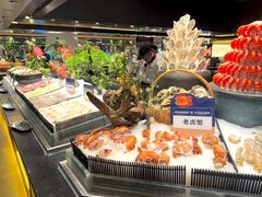 -钱小奴海鲜自助黑金店(杭州滨江龙湖店)