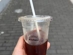 美式-black rainbow coffee