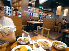 大堂-怪噜范·老贵阳街头名小吃(鸿通城店)