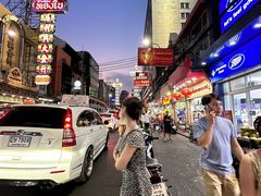 -唐人街(耀华力路)