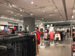 -H&M(星河城店)