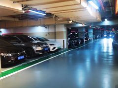 -百联又一城停车场