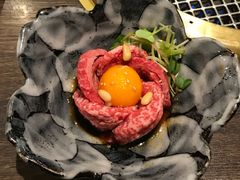 牛肉刺身（加蛋）-京の烧肉处 弘(京都站前店)