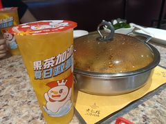 -黄记煌三汁焖锅(新佳丽江汉路店)