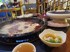 -朱氏胖子烂火锅(洪崖洞店)