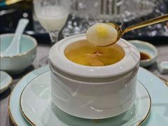 春菜鲜松茸炖鸽子蛋-同庆楼(滨湖万达广场店)