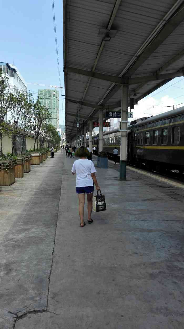 红果站-"红果火车站,位于贵州省盘州市胜景大道,是."-大众点评移动版