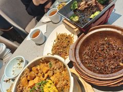 -有红鸡毛店·川菜(建设路店)