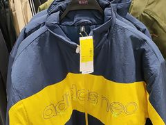 -唯品会(北京国瑞城店)