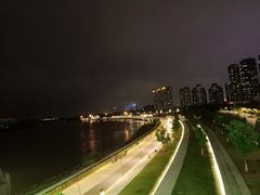 -南京眼步行桥