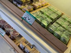 面包甜点陈列柜-穆桂英美食·荣巷店