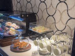 -浅深(世茂滨江精品店)