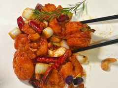 -嫩芽 ·地道重庆菜(十八梯露台夜景店)