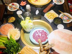 -沸炉重庆老火锅(军事博物馆店)