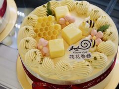 -花花卷卷·鲜食蛋糕(静安久光百货店)