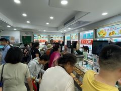 -上海哈尔滨食品厂(淮海中路店)