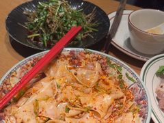 -纳鲁孜·新疆特色餐厅(上海悦荟广场店)