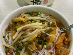 -忆螺巷螺蛳粉(步行街小巷店)