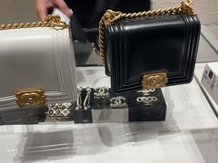 -CHANEL(恒隆广场店)