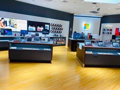 店内环境-微软授权专卖店(陆家嘴中心店)