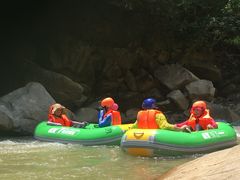 -雅鲁激流探险漂流