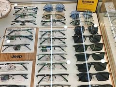 -世纪大明眼镜·林德伯格·蔡司官方授权店(武昌旗舰店)