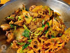主打的干锅鸭头-安诚居干锅鸭头(八角店)