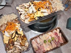 -野·大山里野生菌石锅土鸡(益田假日店)