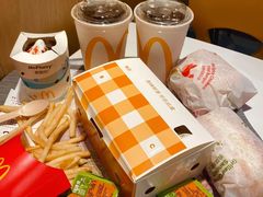 -麦当劳(杨林得来速店)