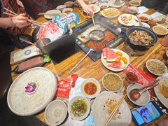 -老牌坊云南鱼豆花火锅(爱建店)
